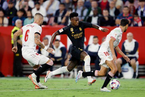 1697935476449094575.jpg 1737958633-612x612.jpg